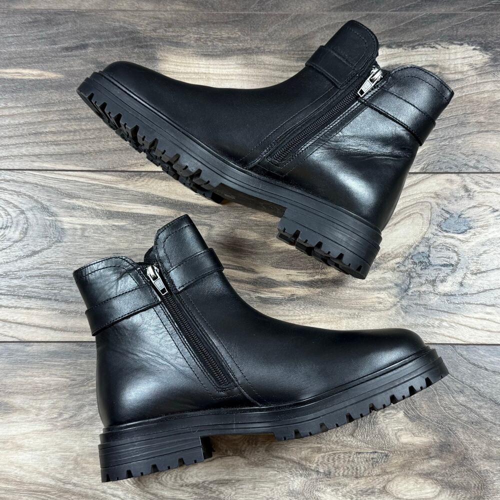 NIB Steve Madden Maezy 7M Black Leather Lug Sole Zip Ankle Boots Booties - Picture 7 of 12